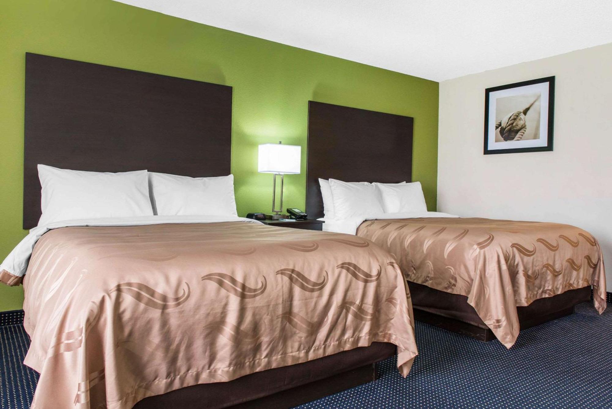 Quality Inn & Suites Anderson I-69 Buitenkant foto