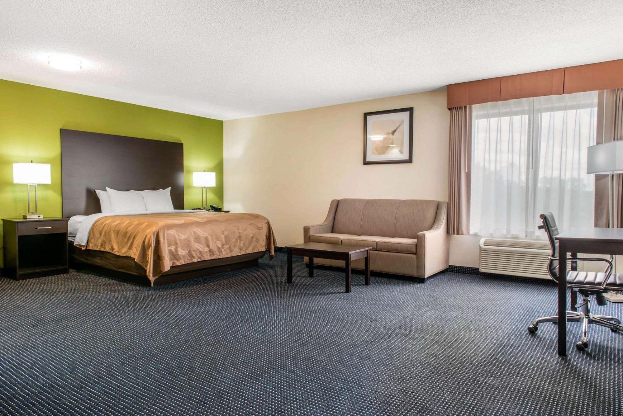 Quality Inn & Suites Anderson I-69 Buitenkant foto