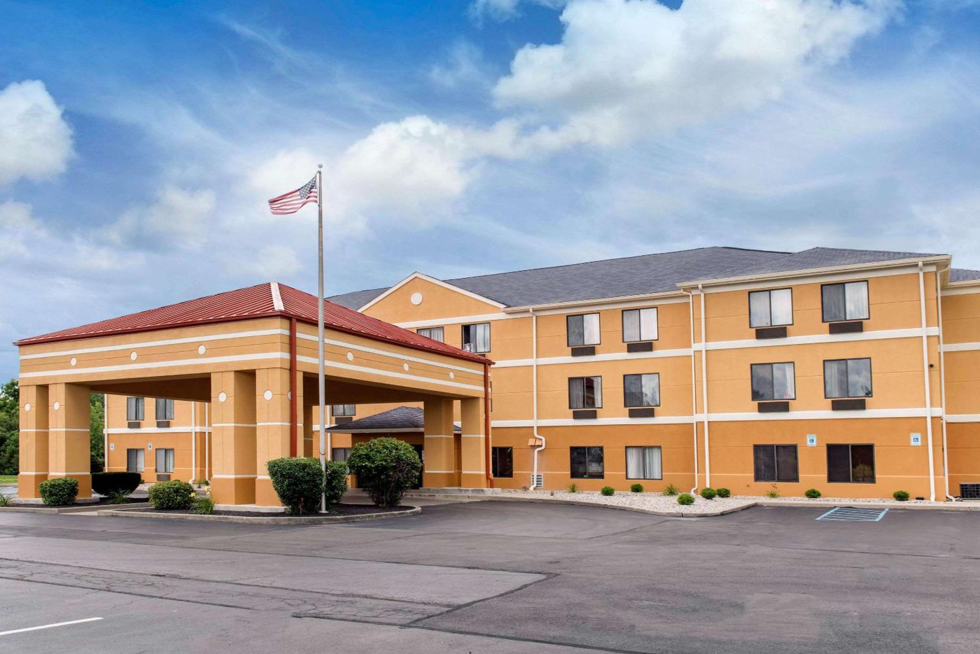 Quality Inn & Suites Anderson I-69 Buitenkant foto