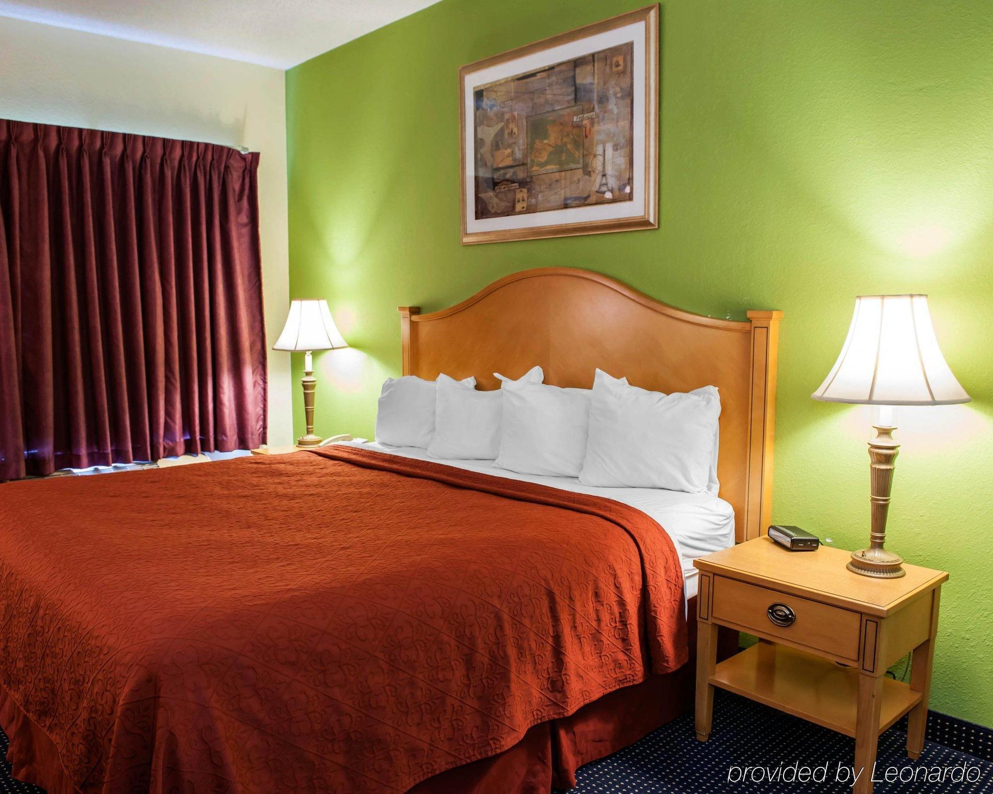 Quality Inn & Suites Anderson I-69 Buitenkant foto